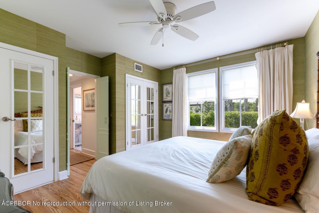 260 Oleander Avenue, Unit E3, Palm Beach, FL 33480 Photo