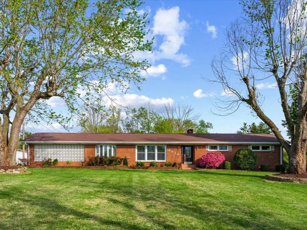 4018 Trotwood Ave, Columbia, TN 38401