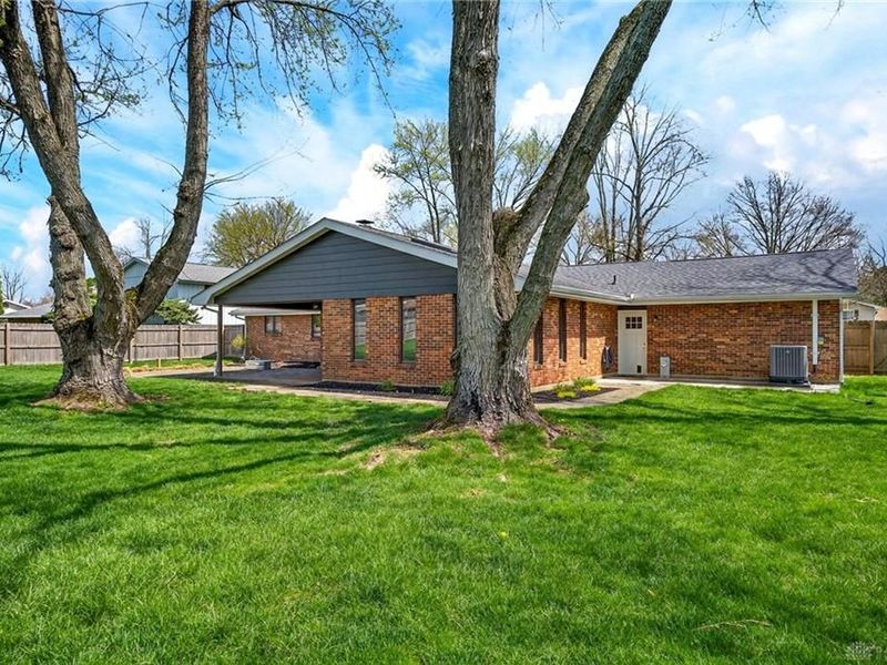 2157 Crystal Marie Drive, Beavercreek, OH 45431 Photo 7