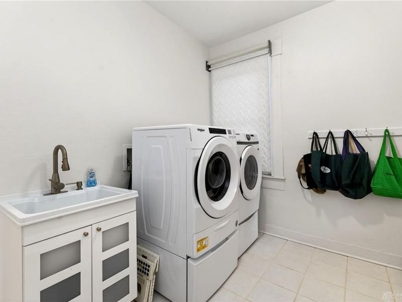 401 S High Street, Yellow Springs, OH 45387 Photo 16