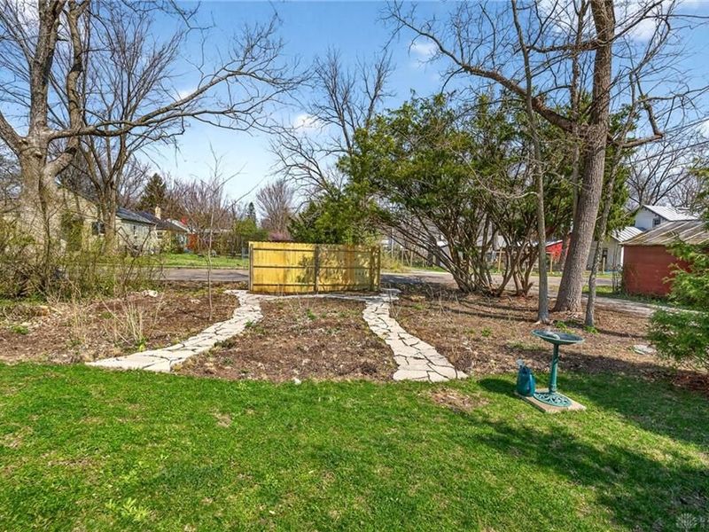 401 S High Street, Yellow Springs, OH 45387 Photo 36