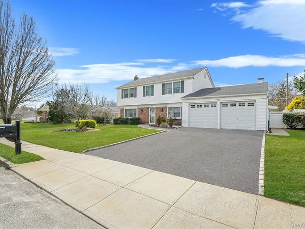 30 Tulip Grove Drive, Lake Grove, NY 11755