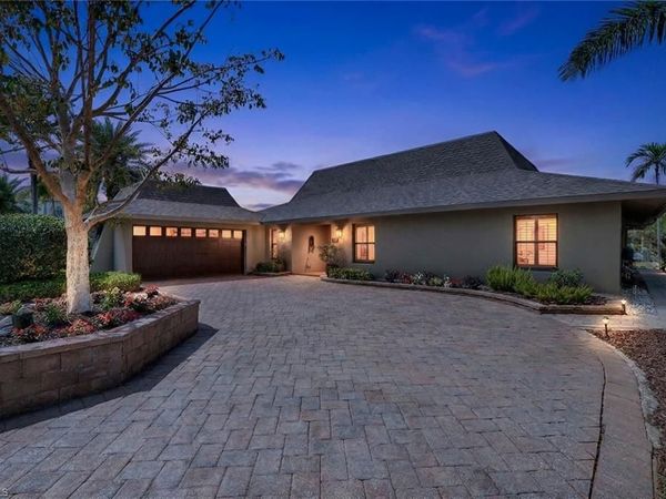 2361 Longboat DR, NAPLES, FL 34104