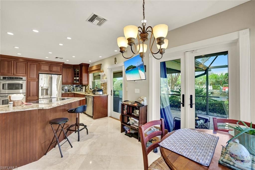 2361 Longboat Dr, Naples, FL 34104 Photo