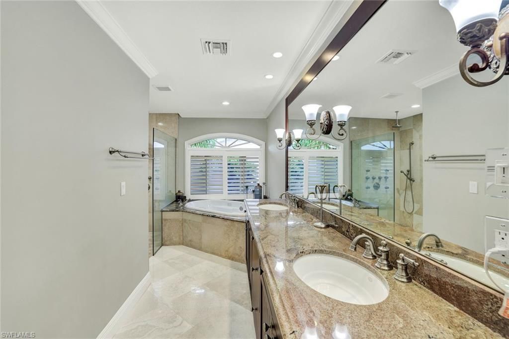 2361 Longboat Dr, Naples, FL 34104 Photo
