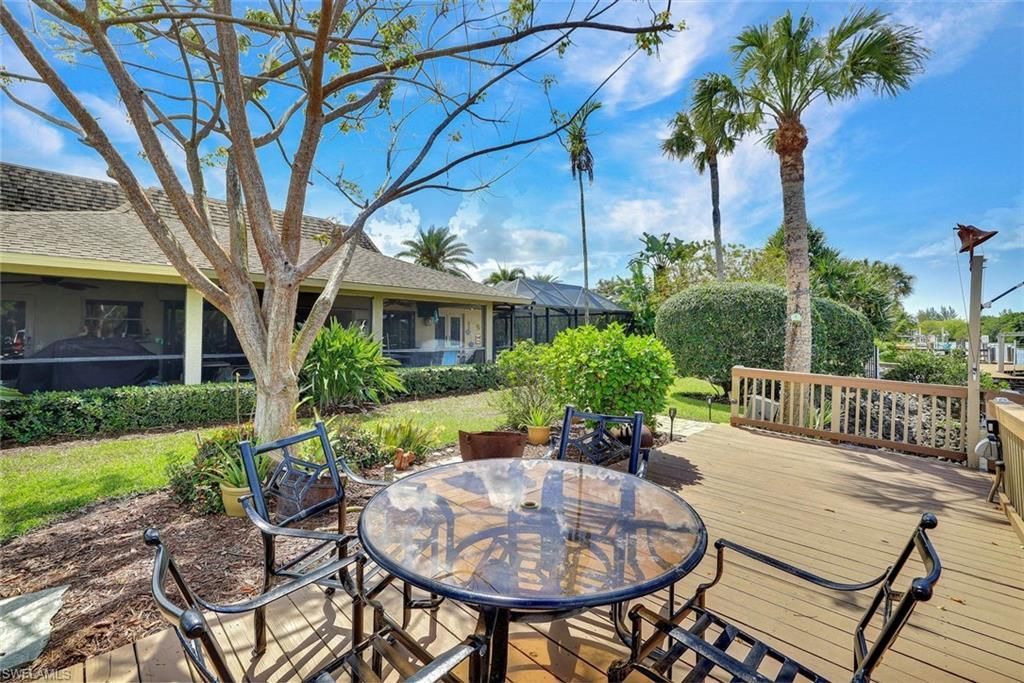 2361 Longboat Dr, Naples, FL 34104 Photo