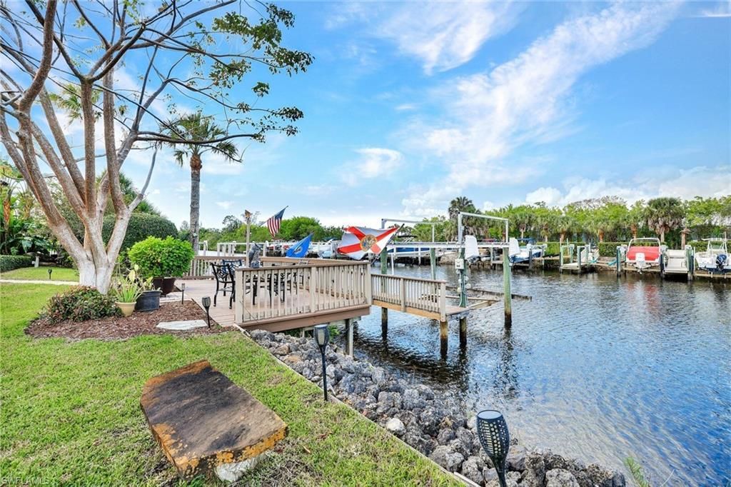 2361 Longboat Dr, Naples, FL 34104 Photo