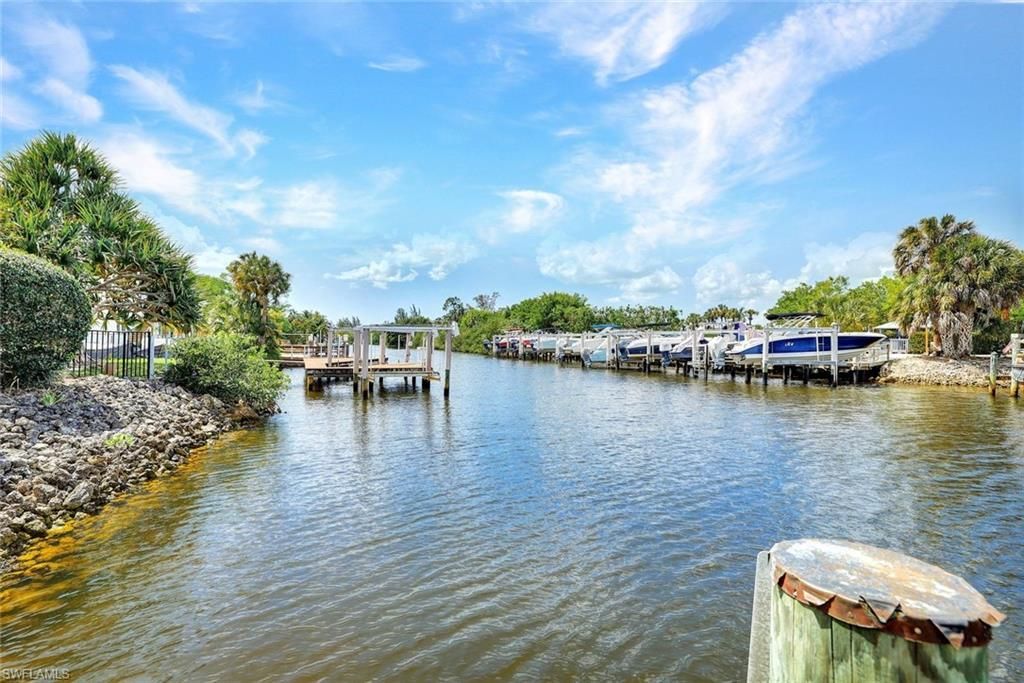 2361 Longboat Dr, Naples, FL 34104 Photo