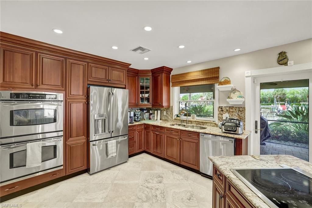 2361 Longboat Dr, Naples, FL 34104 Photo