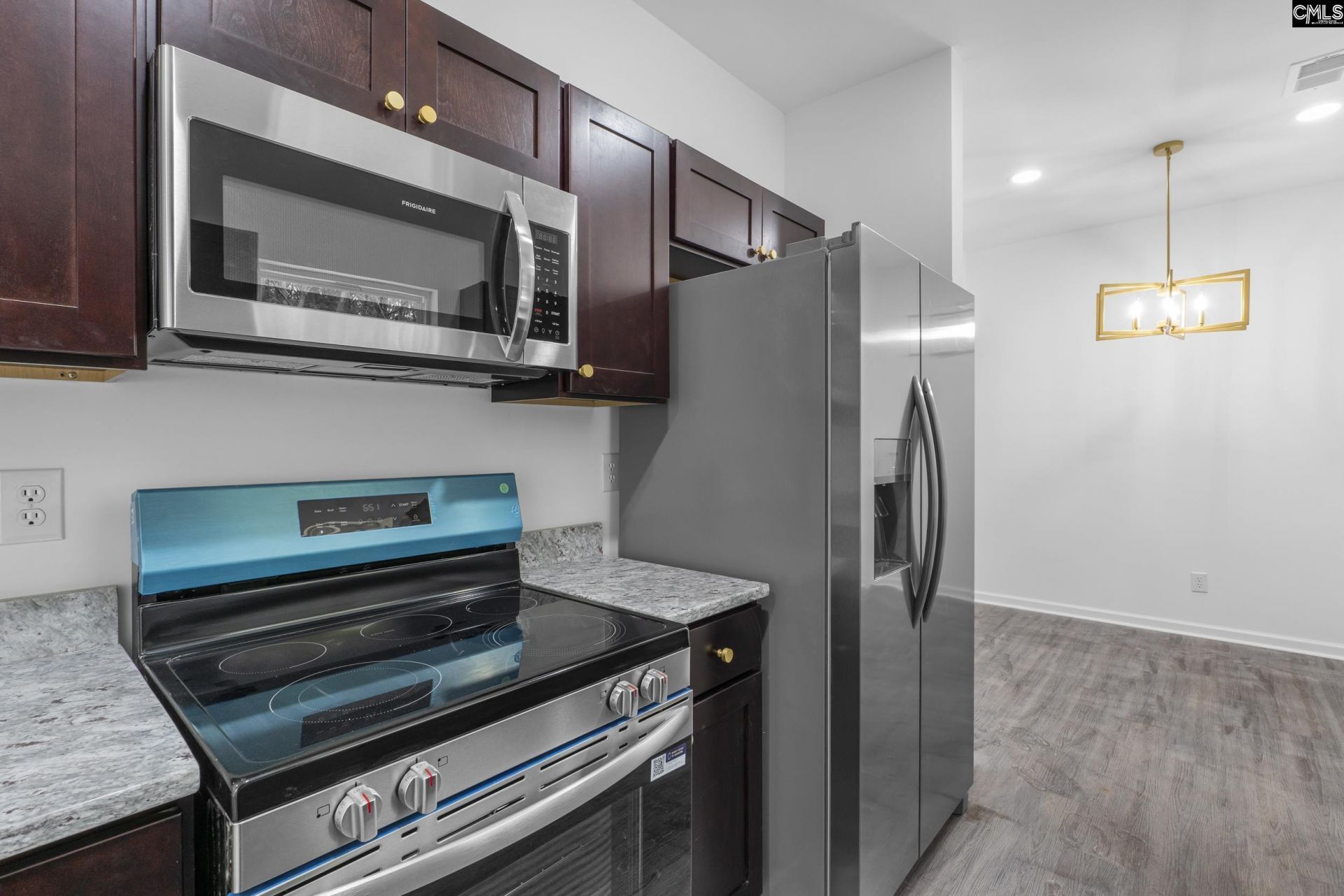 1721 Denny Road Photo 10