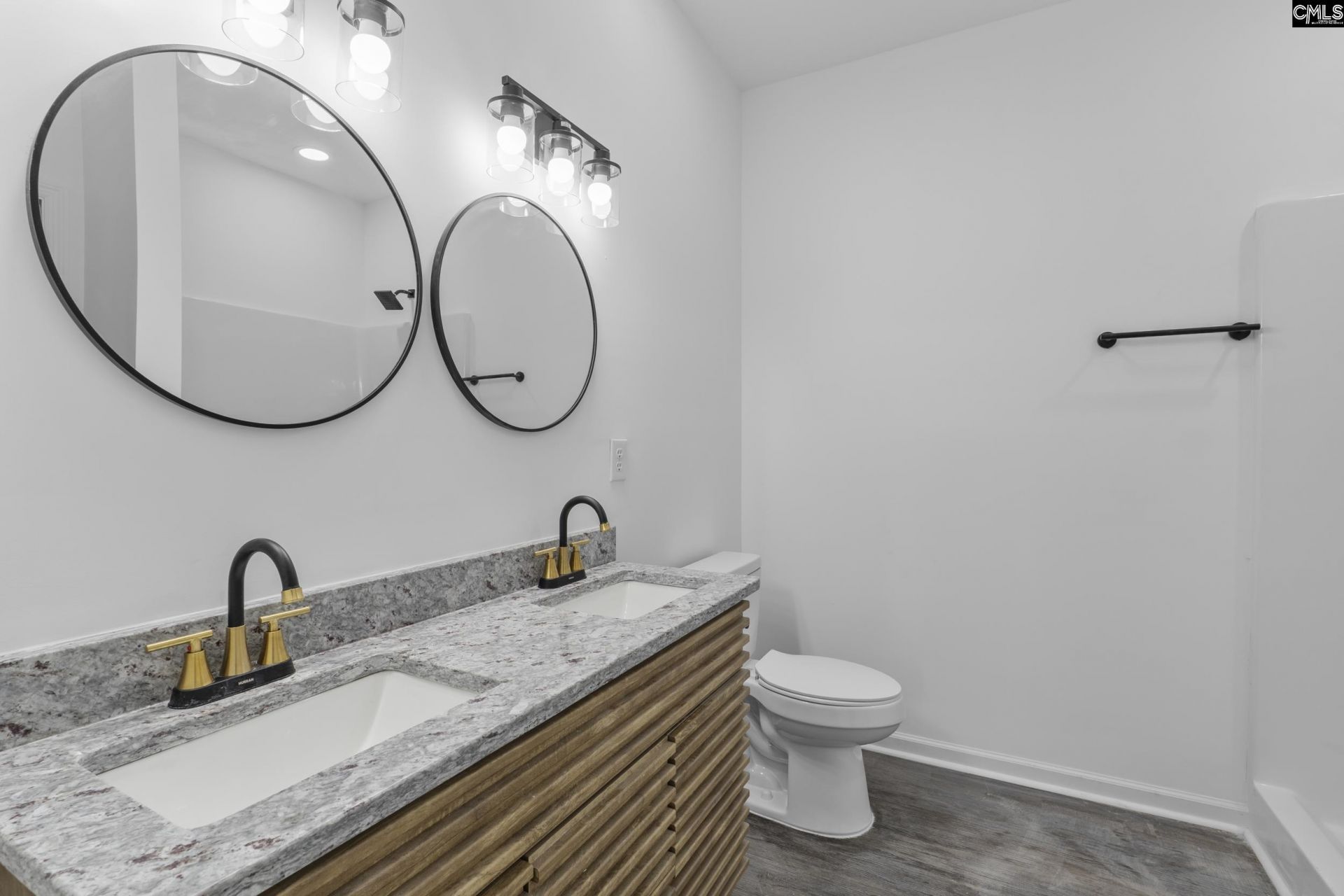 1721 Denny Road Photo 14