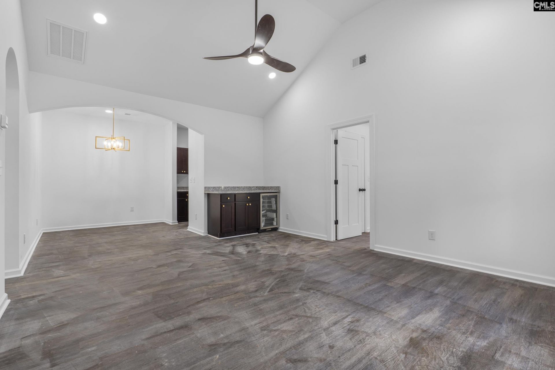 1721 Denny Road Photo 4