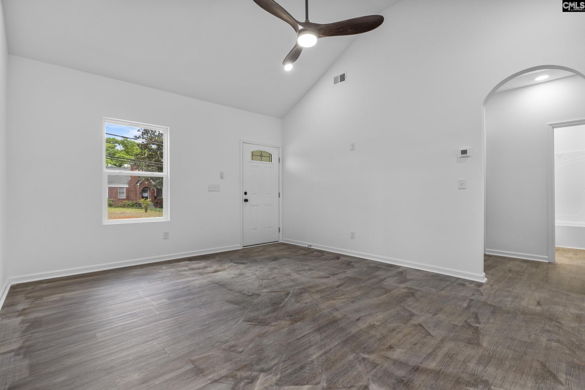 1721 Denny Road Photo 5