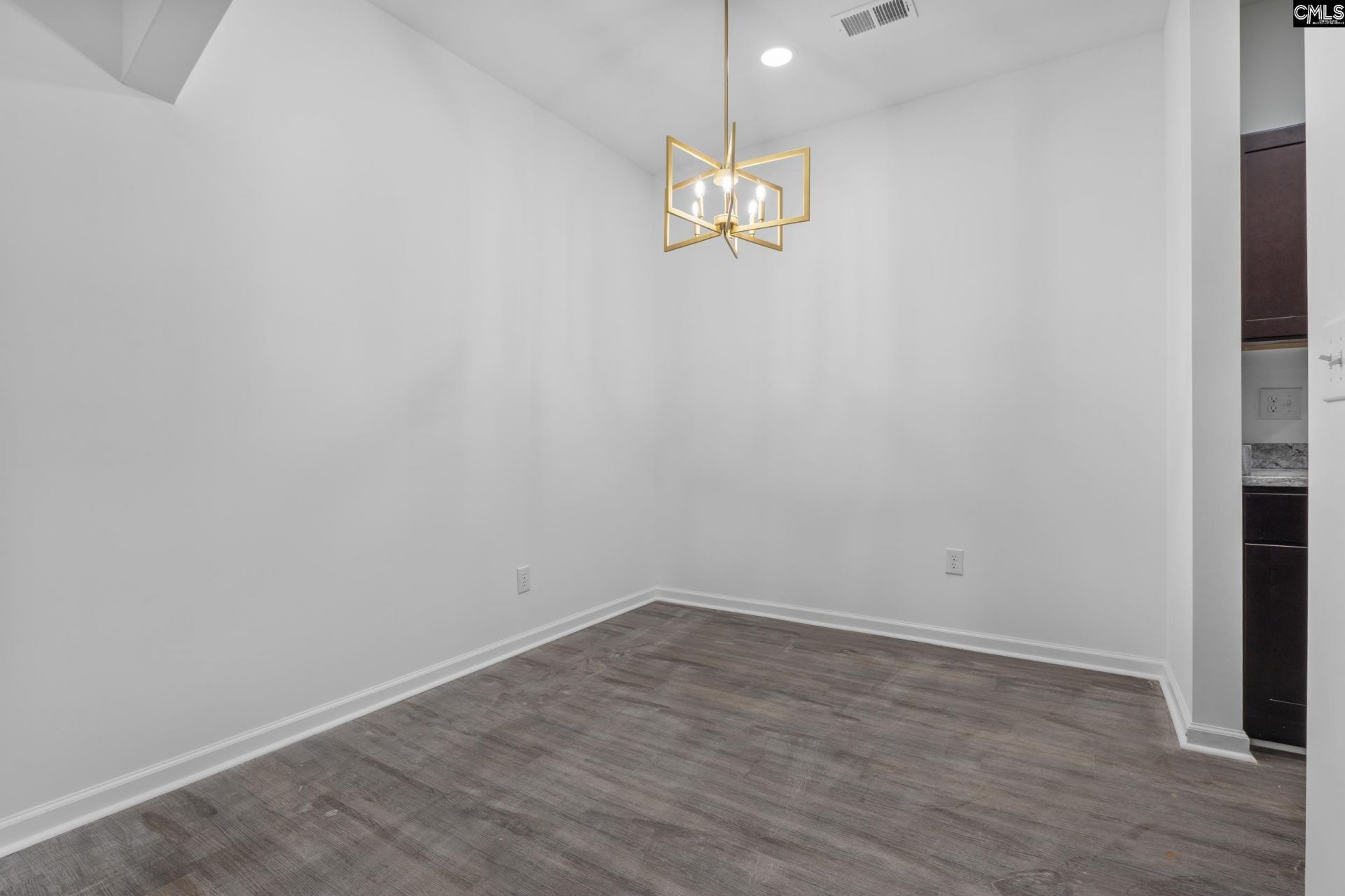 1721 Denny Road Photo 7