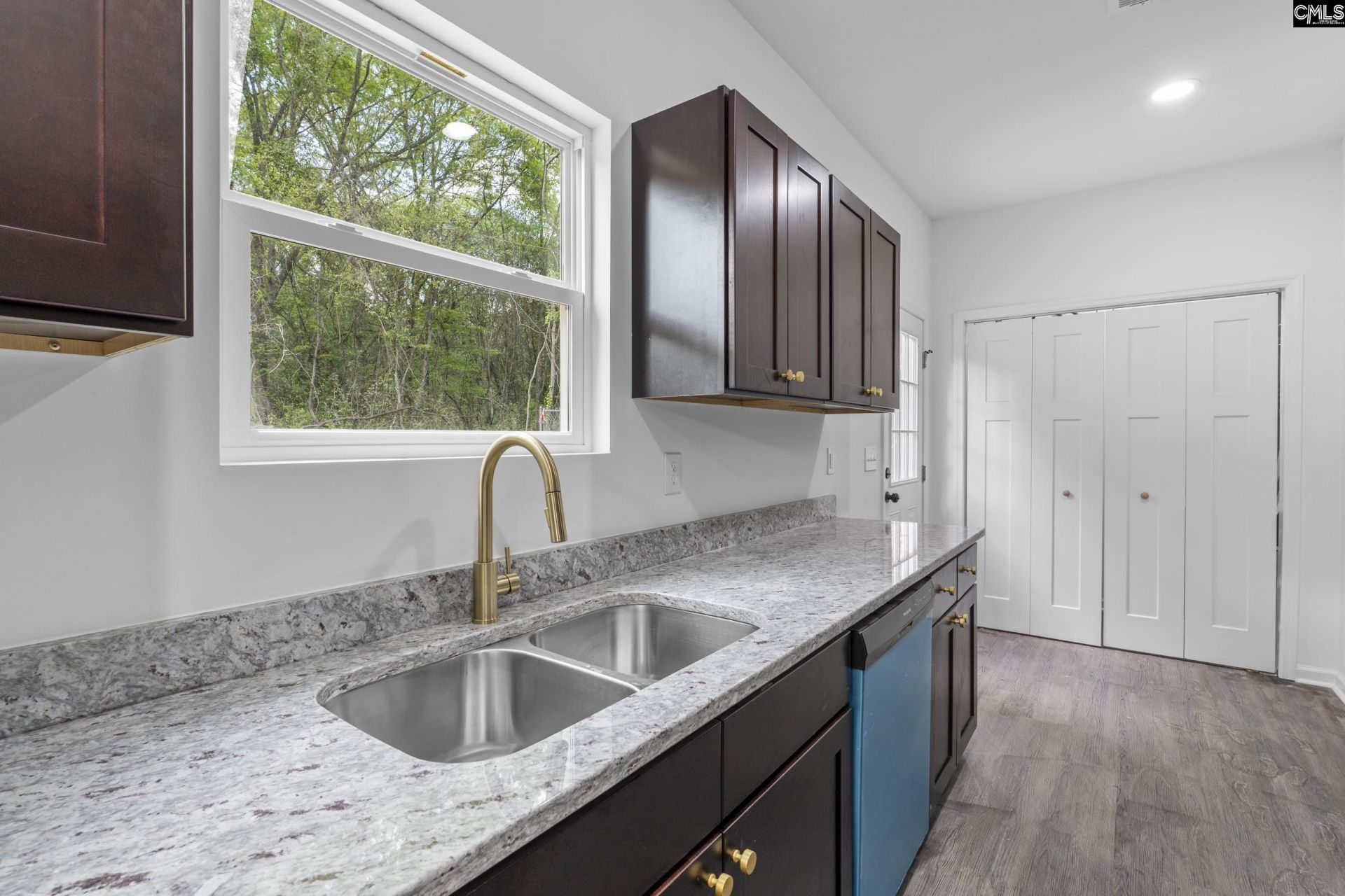 1721 Denny Road Photo 9