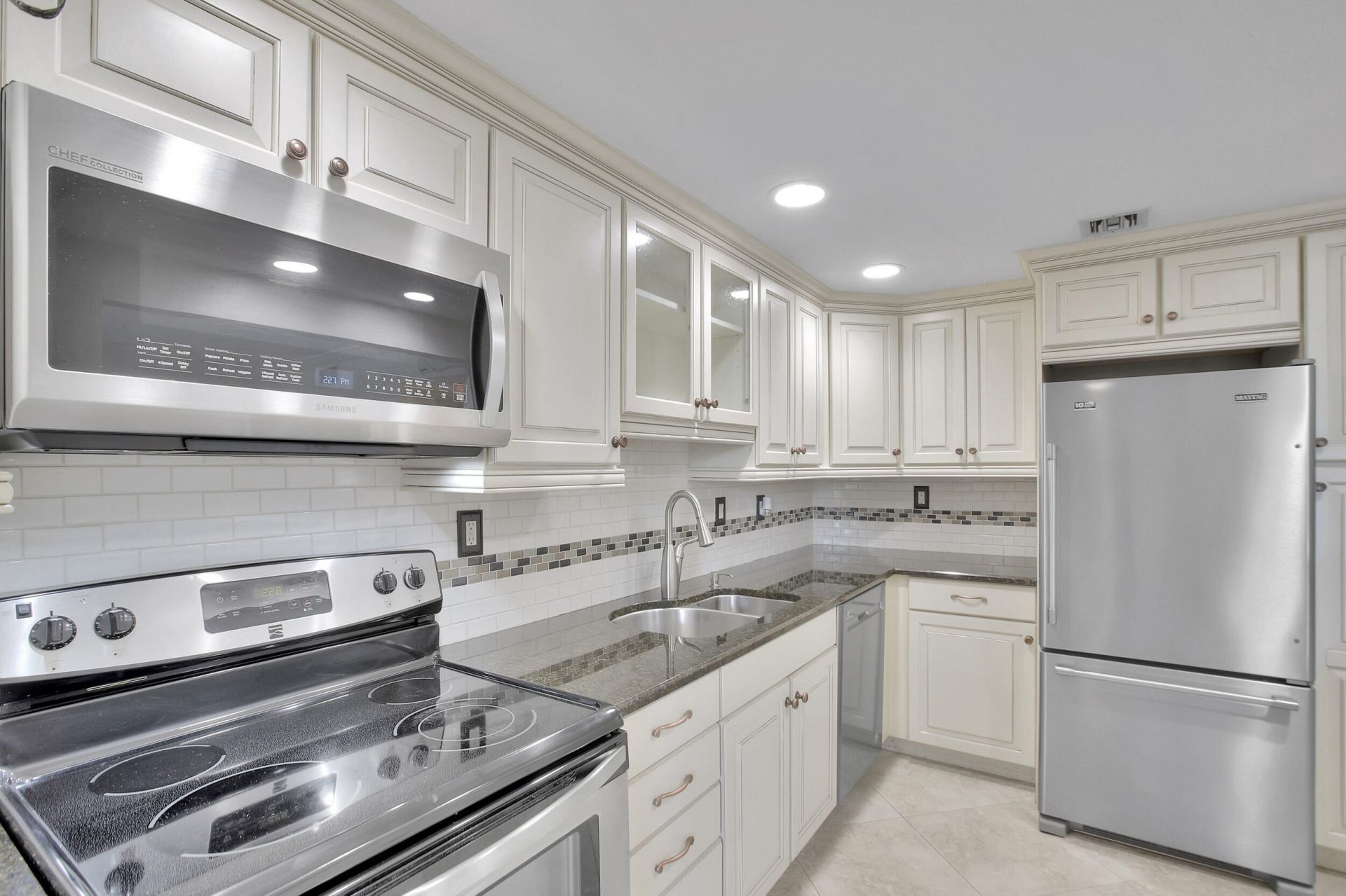 740 S Federal Highway, Unit 202, Pompano Beach, FL 33062 Photo