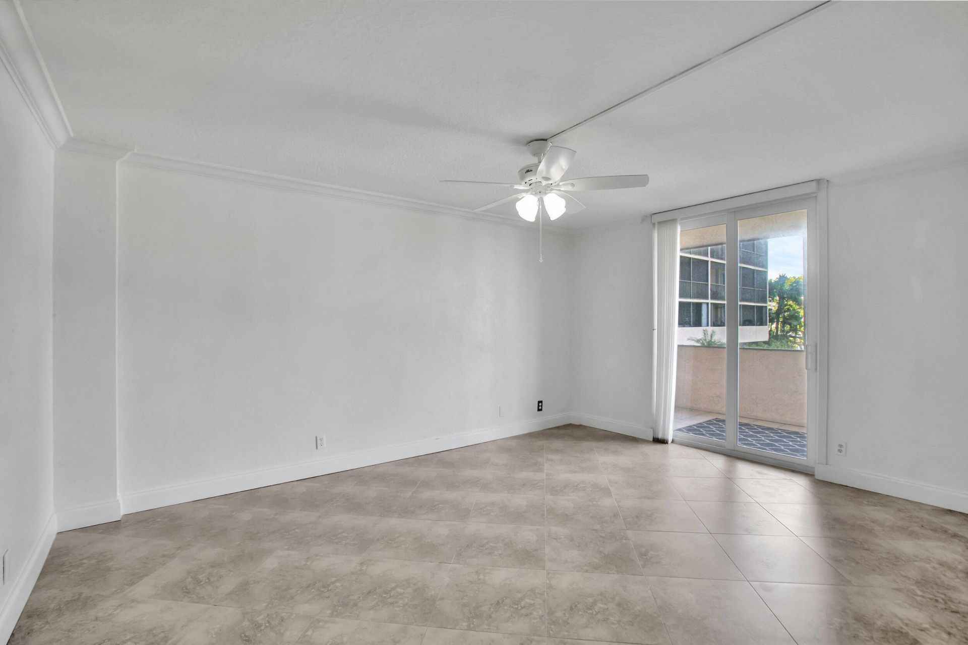 740 S Federal Highway, Unit 202, Pompano Beach, FL 33062 Photo