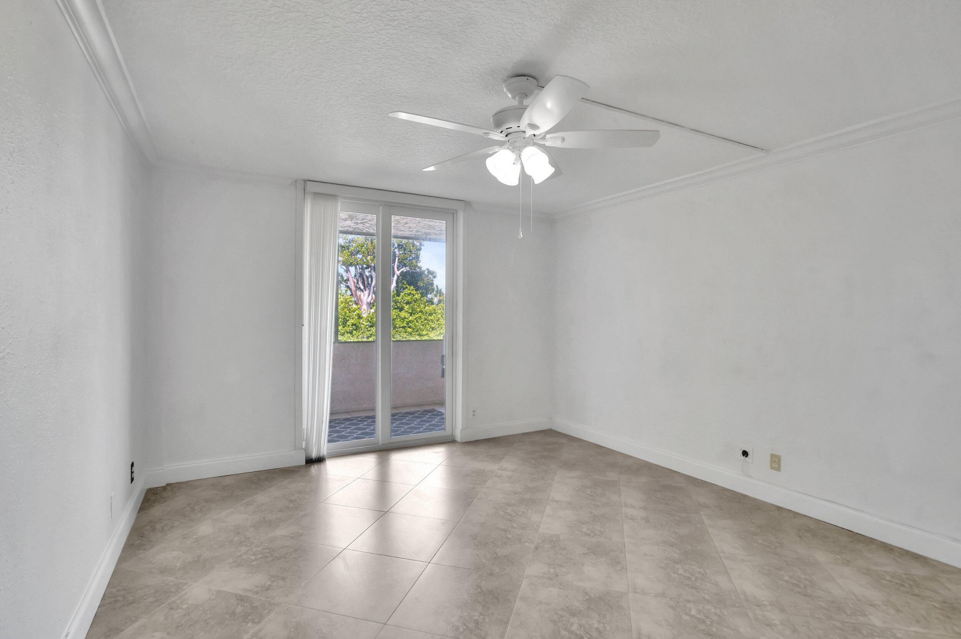 740 S Federal Highway, Unit 202, Pompano Beach, FL 33062 Photo