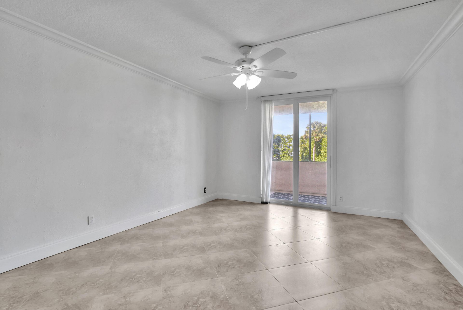 740 S Federal Highway, Unit 202, Pompano Beach, FL 33062 Photo