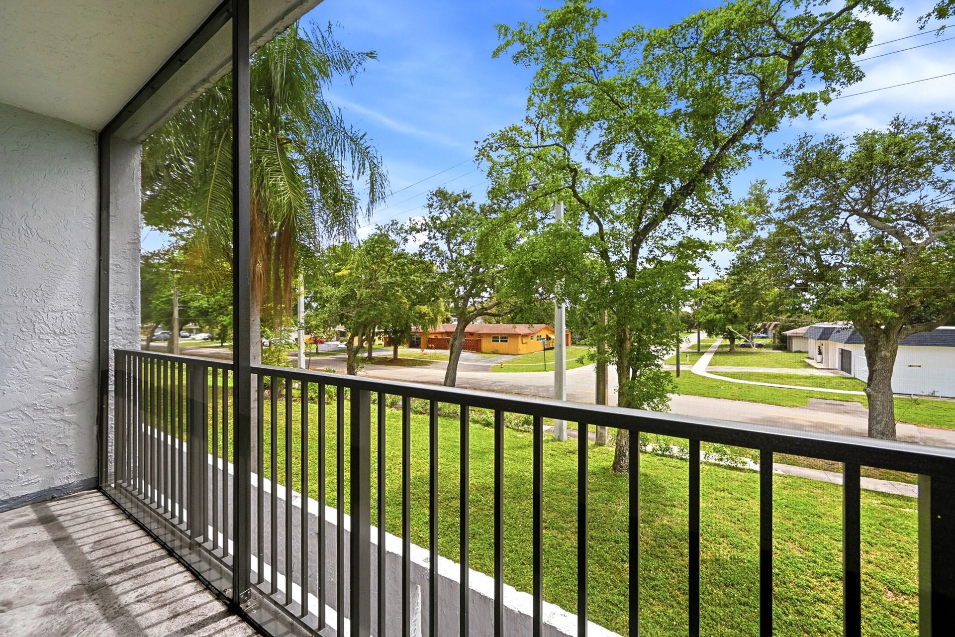 7541 NW 16th Street, Unit 1211, Plantation, FL 33313 Photo