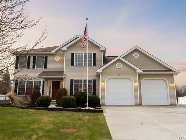 190 Sandpiper Lane, Grand Island, NY 14072