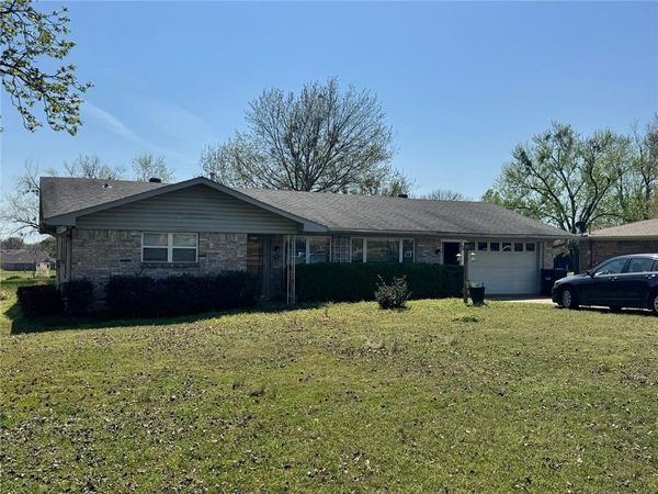 915 Maple Shade Road, Alma, AR 72921