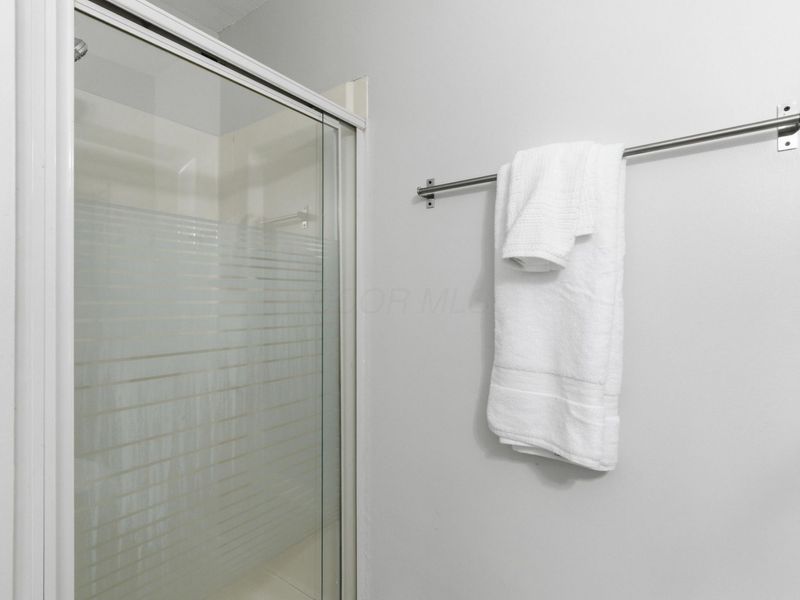 379 E 8th Avenue, Columbus, OH 43201 Photo 20