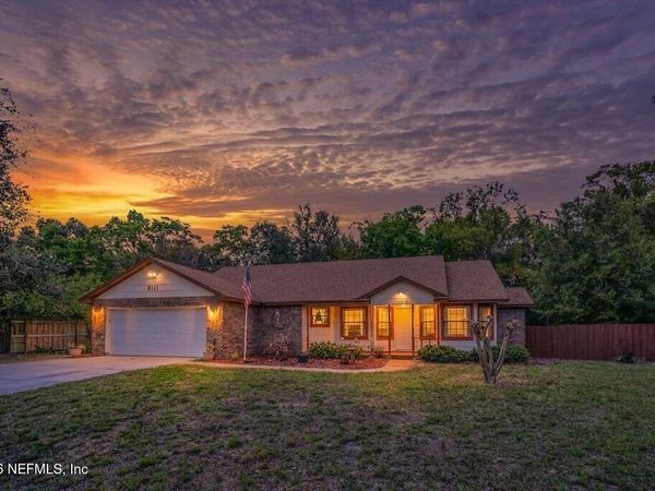 8111 CAYUGA Trail N, Jacksonville, FL 32244
