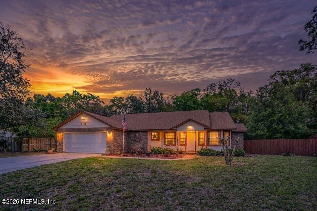 8111 Cayuga Trail N, Jacksonville, FL 32244 Main Photo