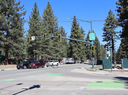 1012-1018 Al Tahoe Blvd, South Lake Tahoe, CA 96150 Photo