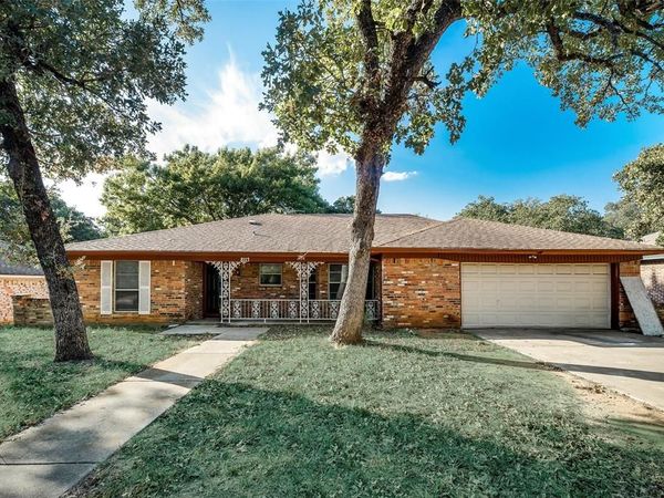8113 Starnes Road, North Richland Hills, TX 76182