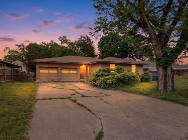 9229 Bentham Court, Dallas, TX 75227