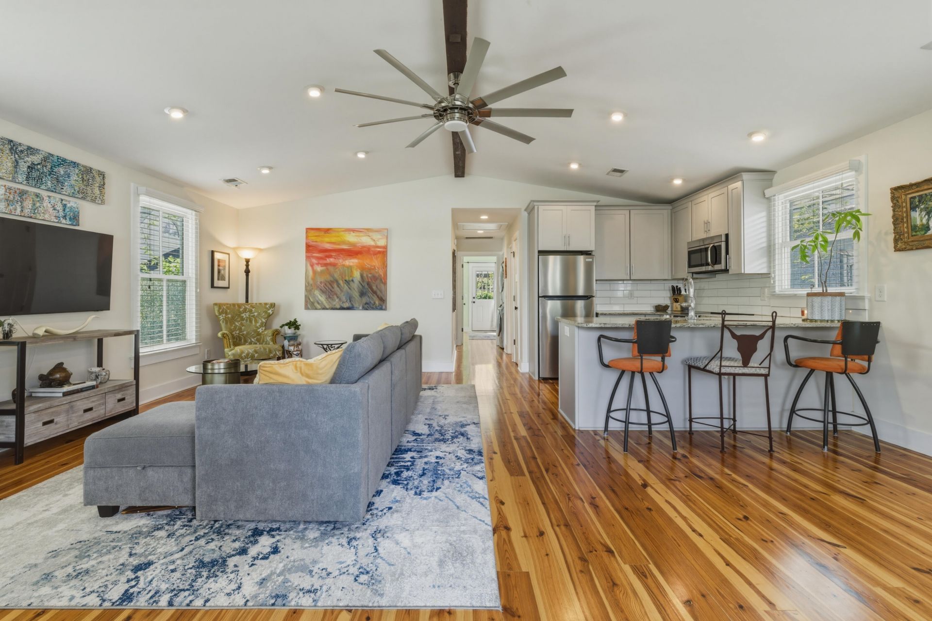 85 Romney Street Photo 12