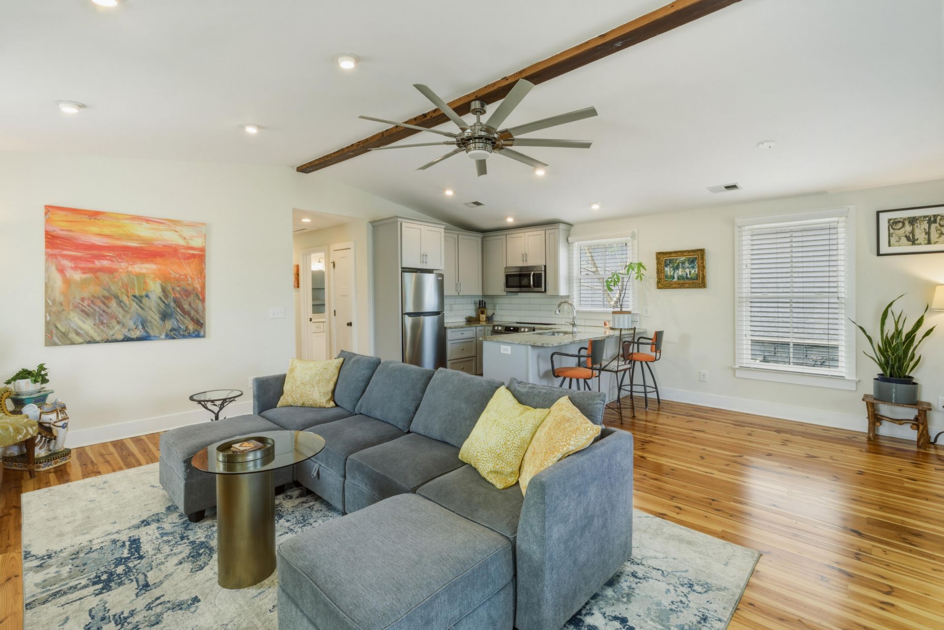 85 Romney Street Photo 14