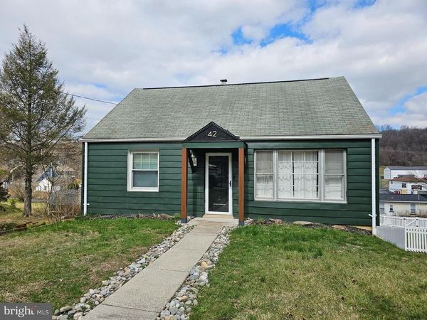 42 SPRUCE STREET, COATESVILLE, PA 19320
