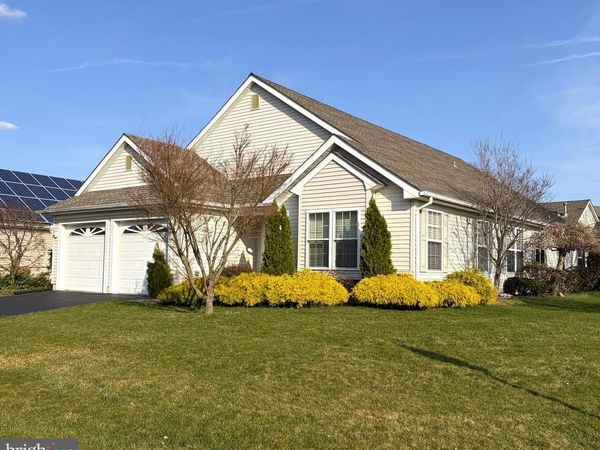 7 IVY HILL ROAD, LAKEWOOD, NJ 08701