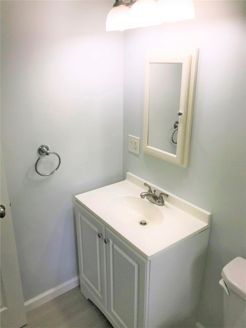 2541 Floyd Street , Sarasota, FL 34239 Photo