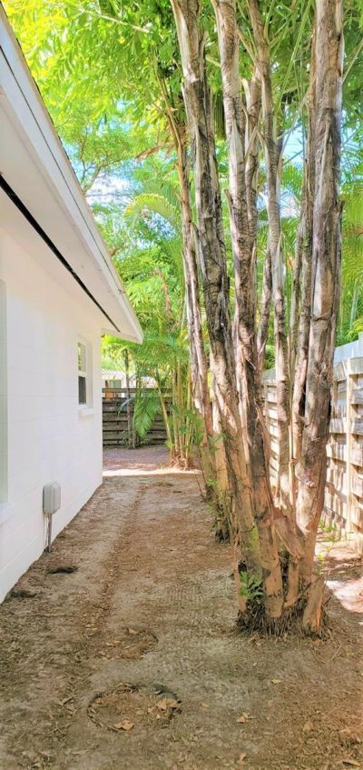 2541 Floyd Street , Sarasota, FL 34239 Photo