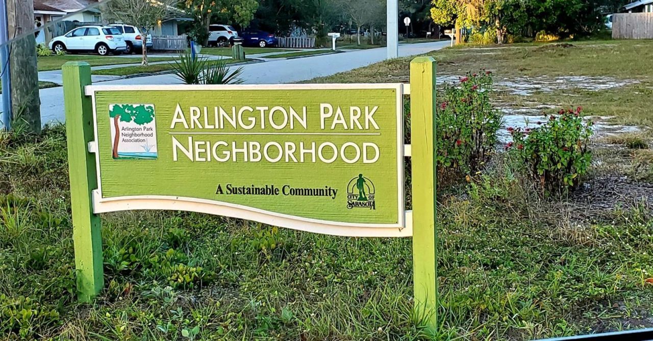 2541 Floyd Street , Sarasota, FL 34239 Photo