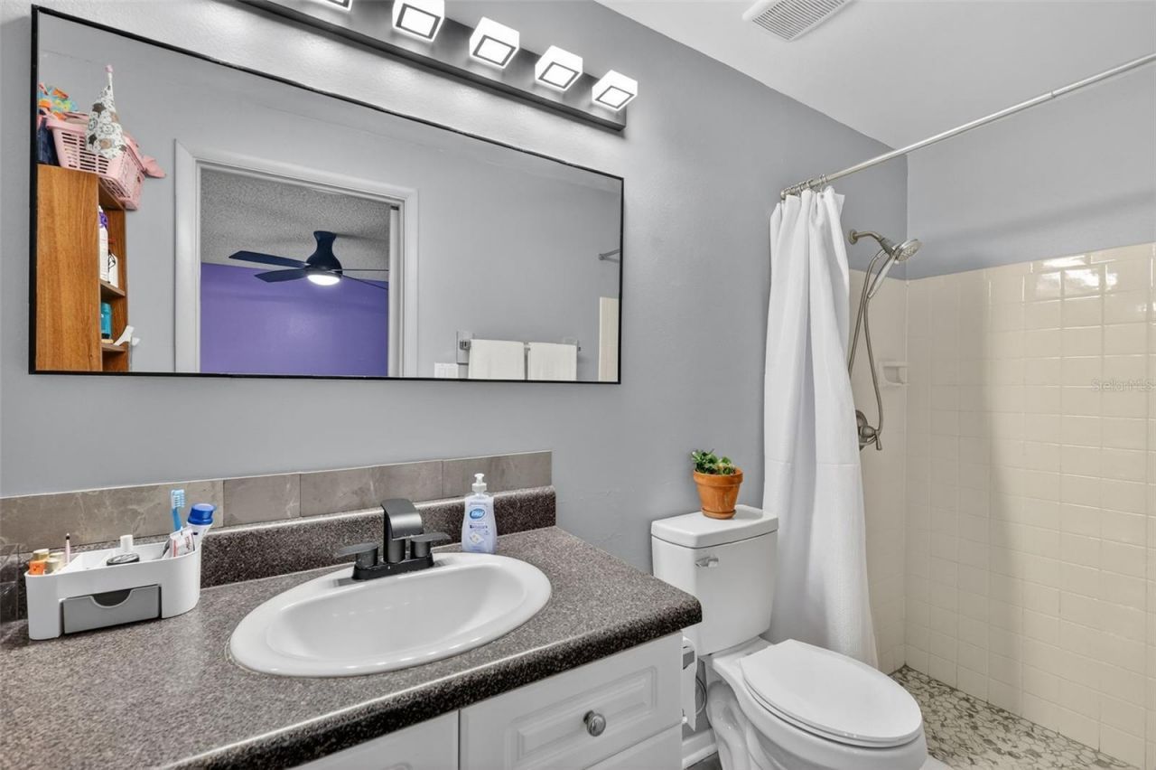 1192 Lambert Ln. , Longwood, FL 32750 Photo