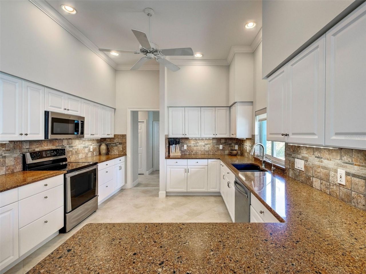 16 Gulf Manor Drive, Venice, FL 34285 Photo