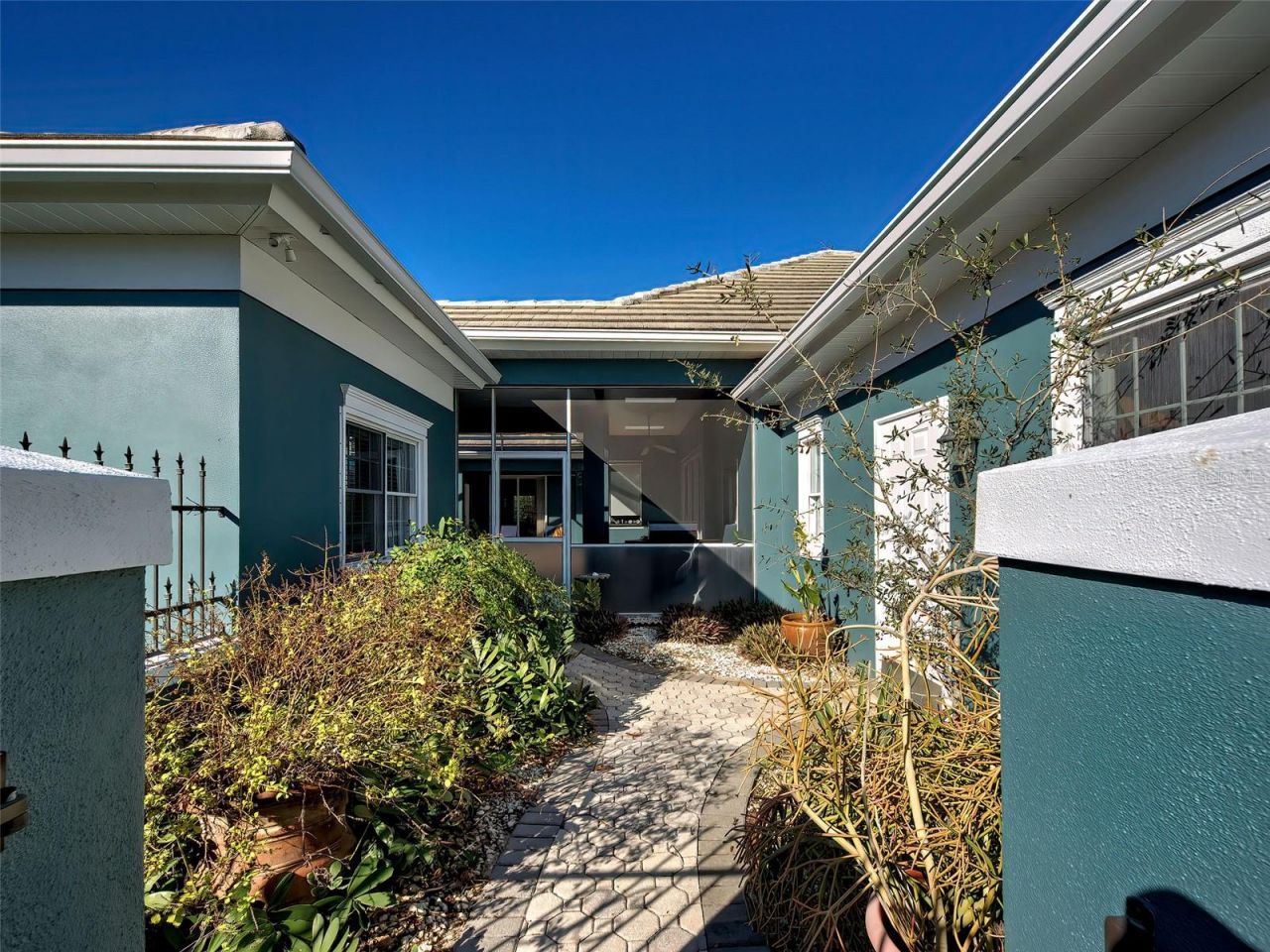 16 Gulf Manor Drive, Venice, FL 34285 Photo