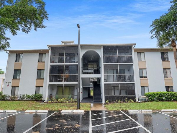 8203 SUN SPRING CIRCLE , Unit 62, ORLANDO, FL 32825