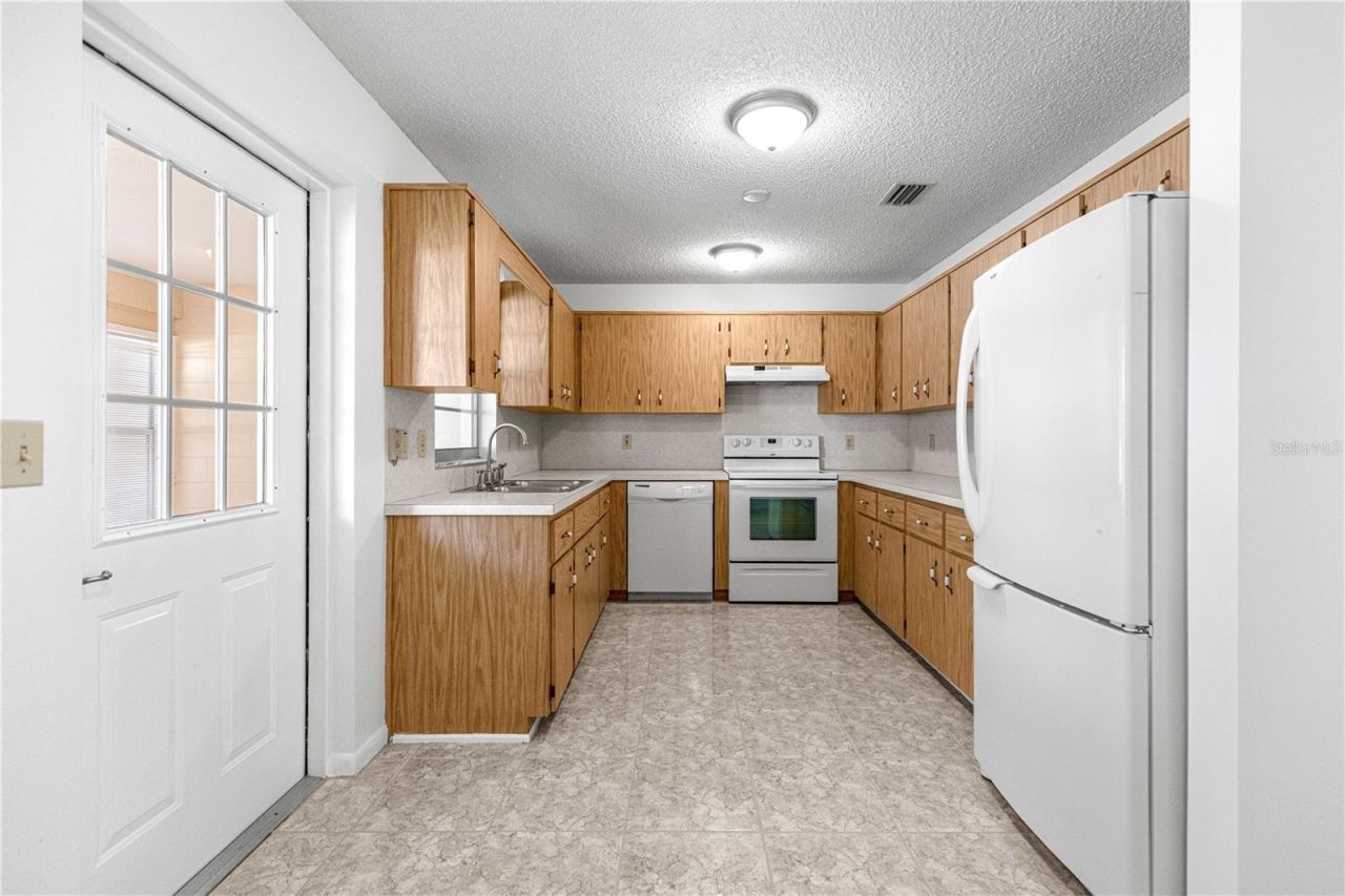 8575 SW 90th Lane, Unit C, Ocala, FL 34481 Photo