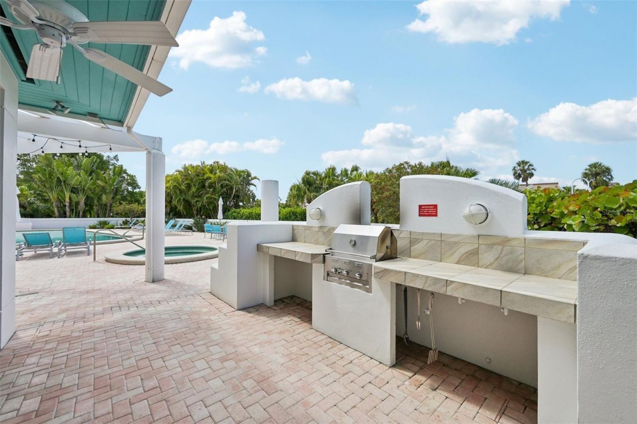 2450 Harbourside Drive, Unit 244, Longboat Key, FL 34228 Photo