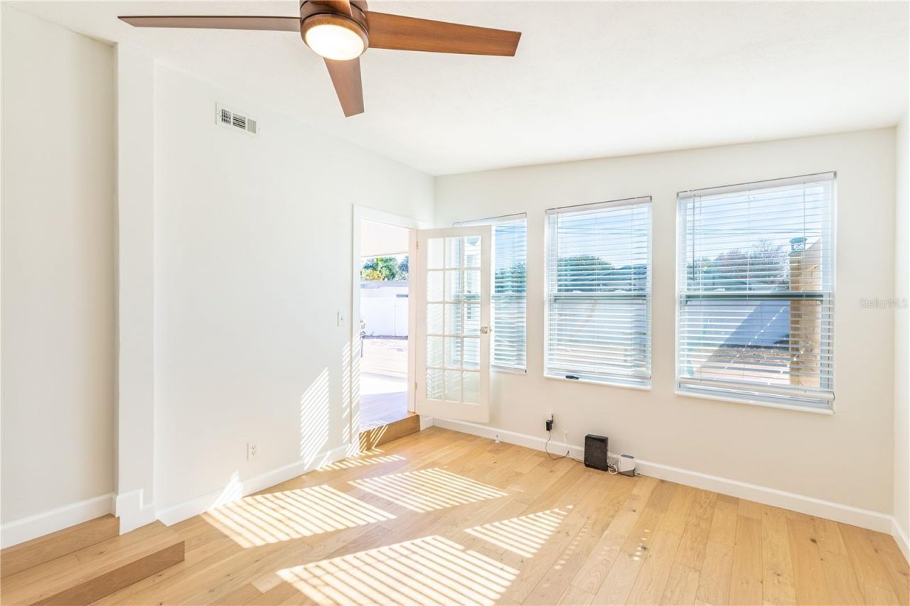 2110 Alcazar Way S, Saint Petersburg, FL 33712 Photo