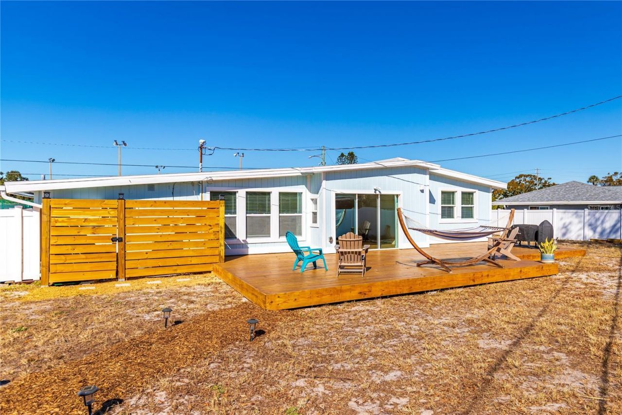 2110 Alcazar Way S, Saint Petersburg, FL 33712 Photo