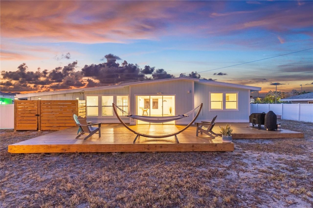 2110 Alcazar Way S, Saint Petersburg, FL 33712 Photo