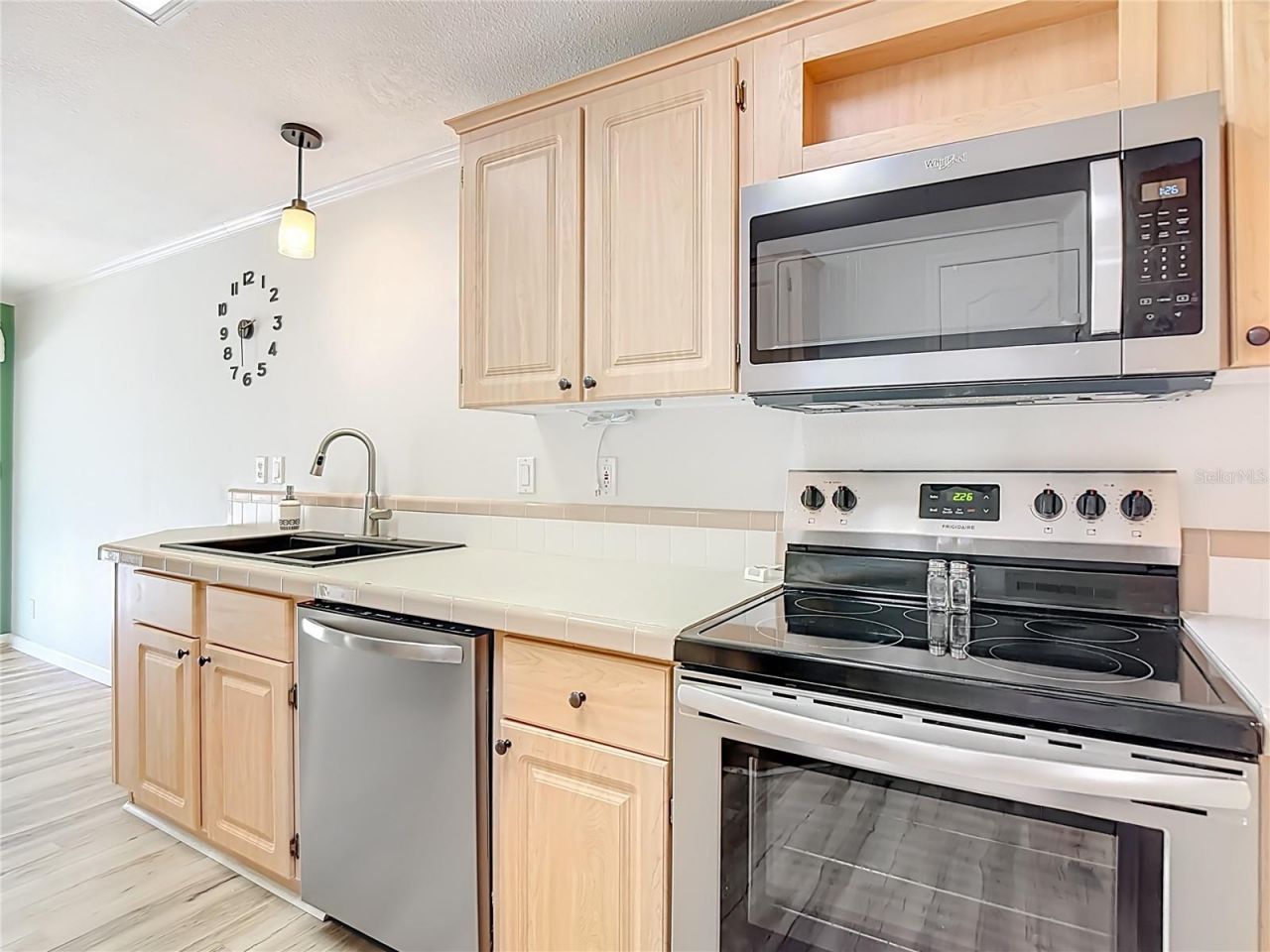 452 Par Drive, Frostproof, FL 33843 Photo