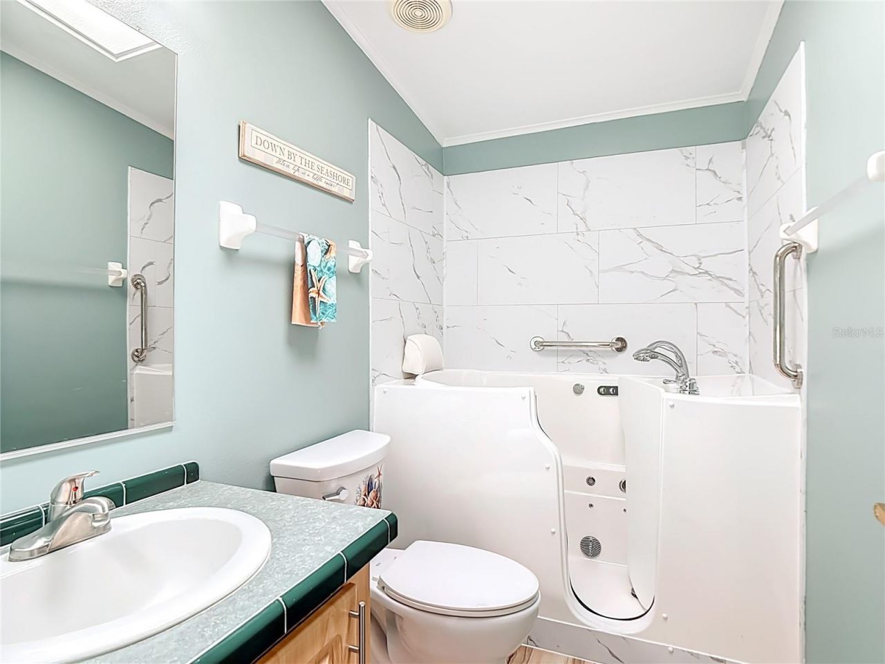 452 Par Drive, Frostproof, FL 33843 Photo